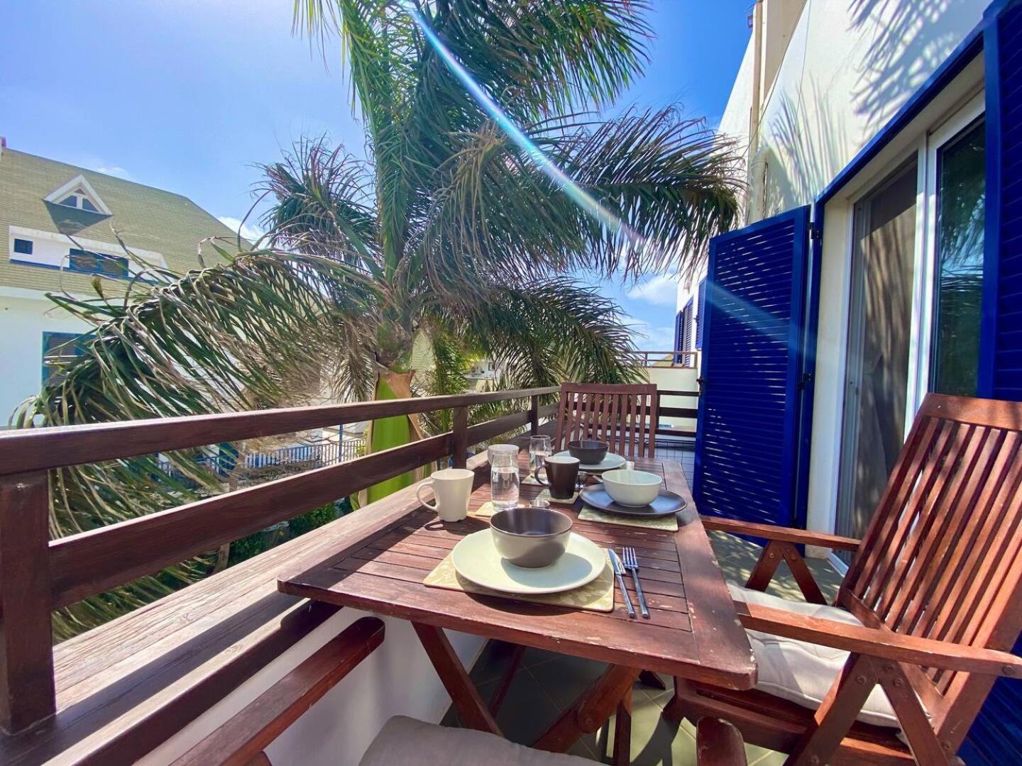 Appartement Leme Bedje Two Bedroom - By Bobbywashere *