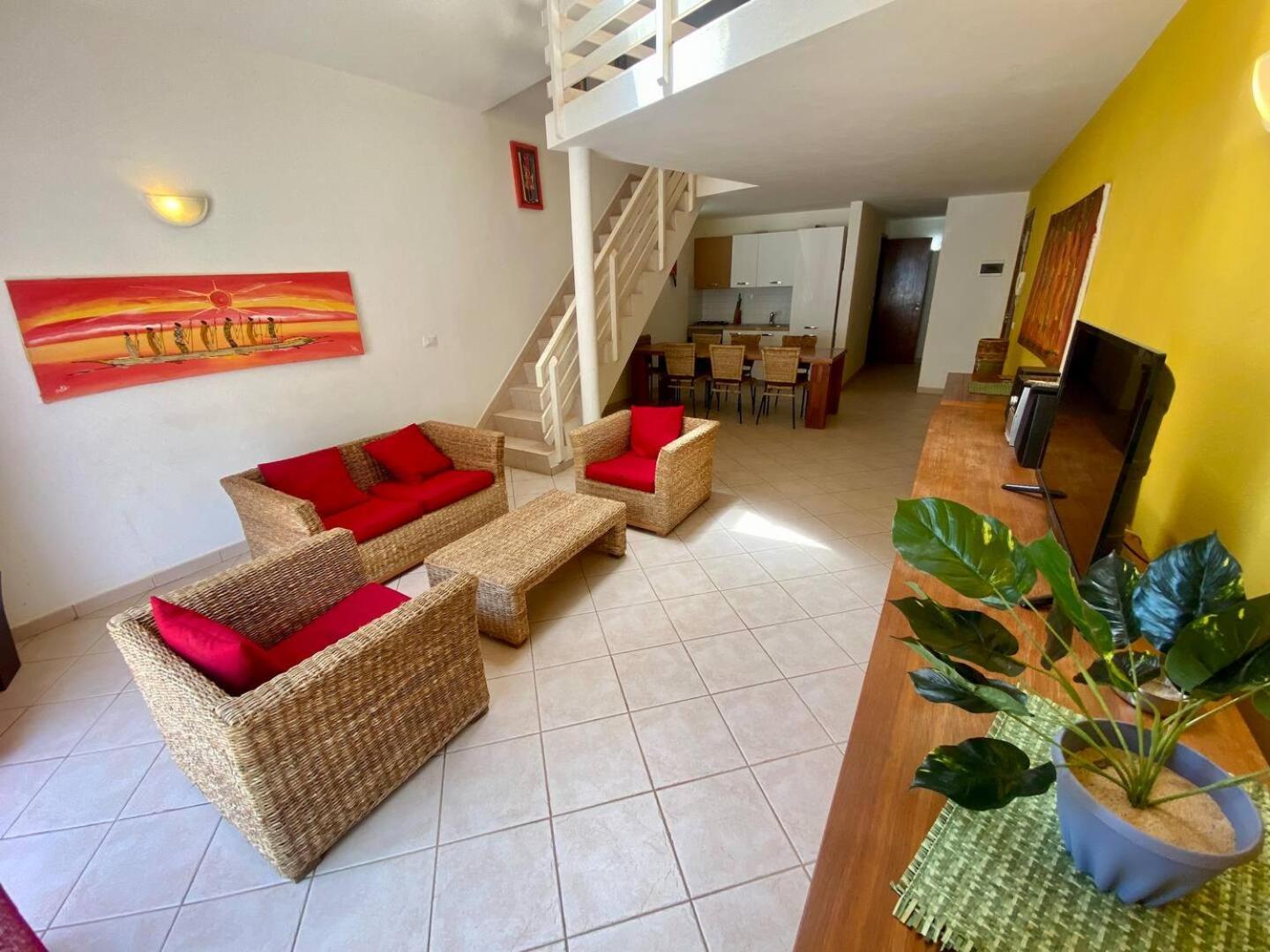 Appartement Leme Bedje Two Bedroom - By Bobbywashere *