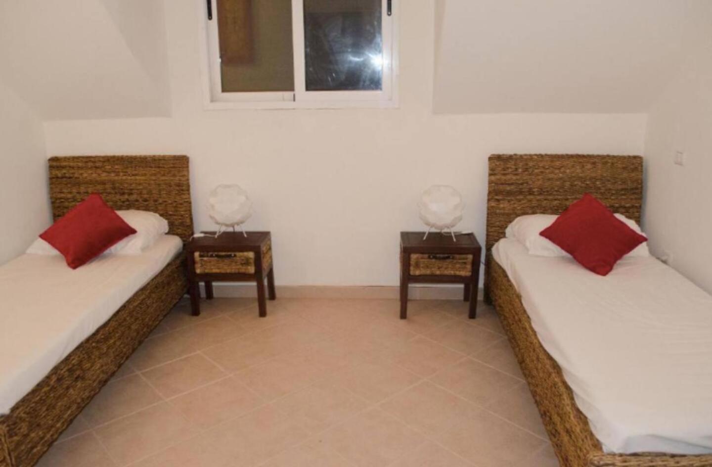 Leme Bedje Two Bedroom - By Bobbywashere * Santa Maria