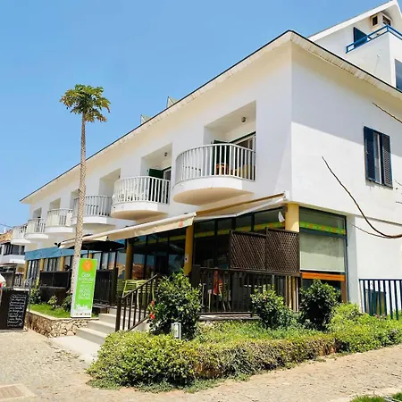 Leme Bedje Two Bedroom - By Bobbywashere Santa Maria Exterior photo