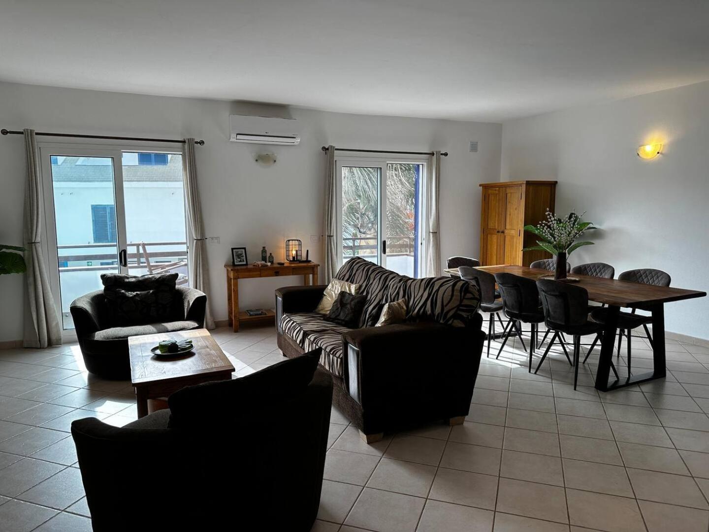 Leme Bedje Two Bedroom - By Bobbywashere Santa Maria