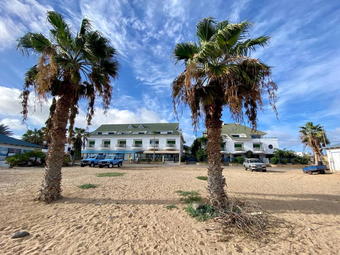 Leme Bedje Two Bedroom - By Bobbywashere Apartment