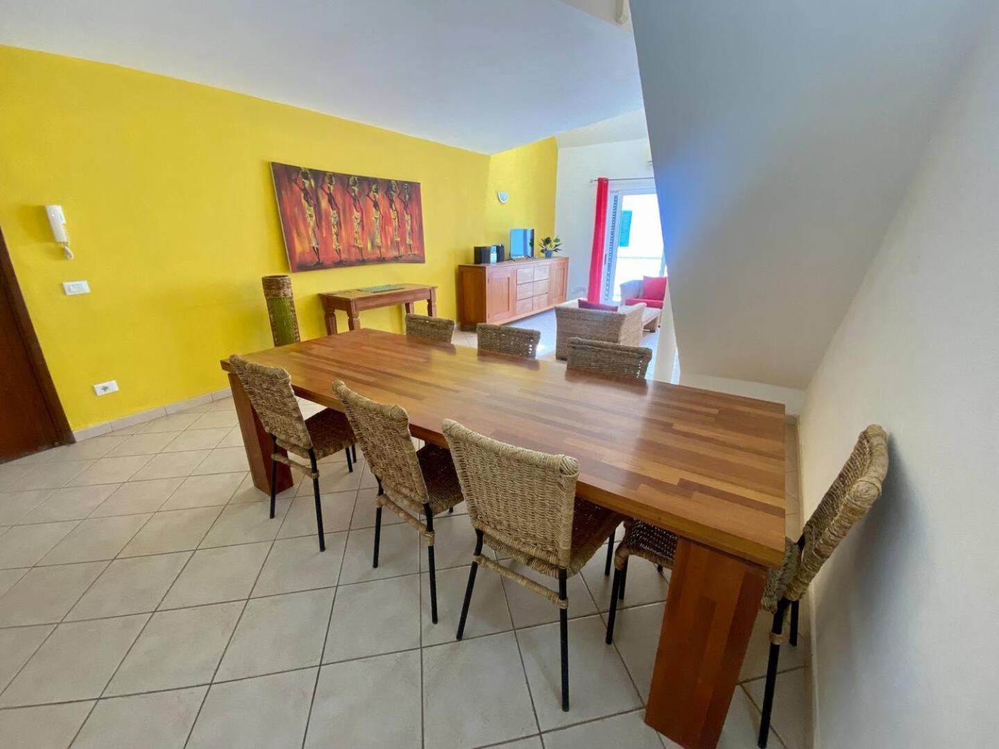 Apartment Leme Bedje Two Bedroom - By Bobbywashere